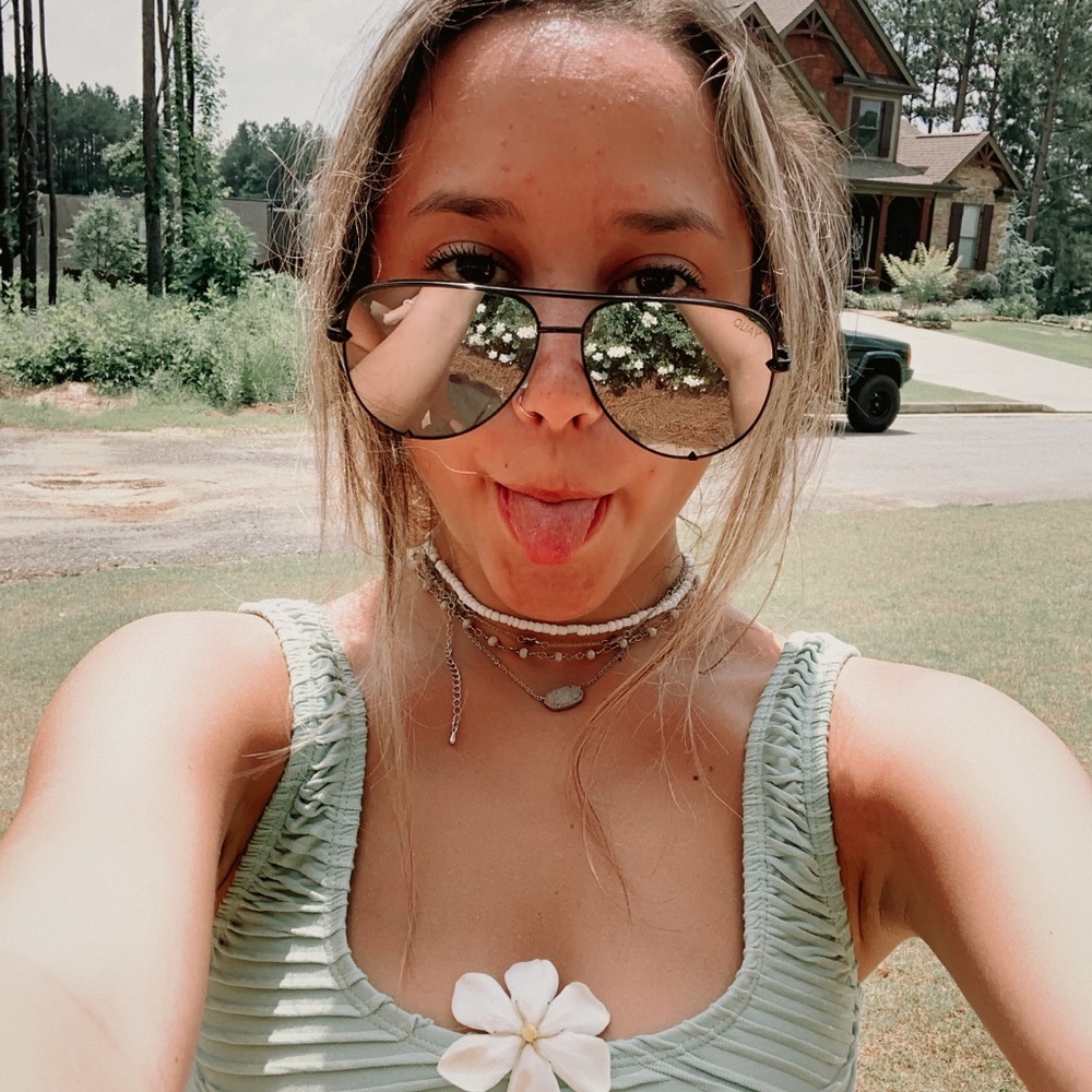 Meet your Posher, Ryann